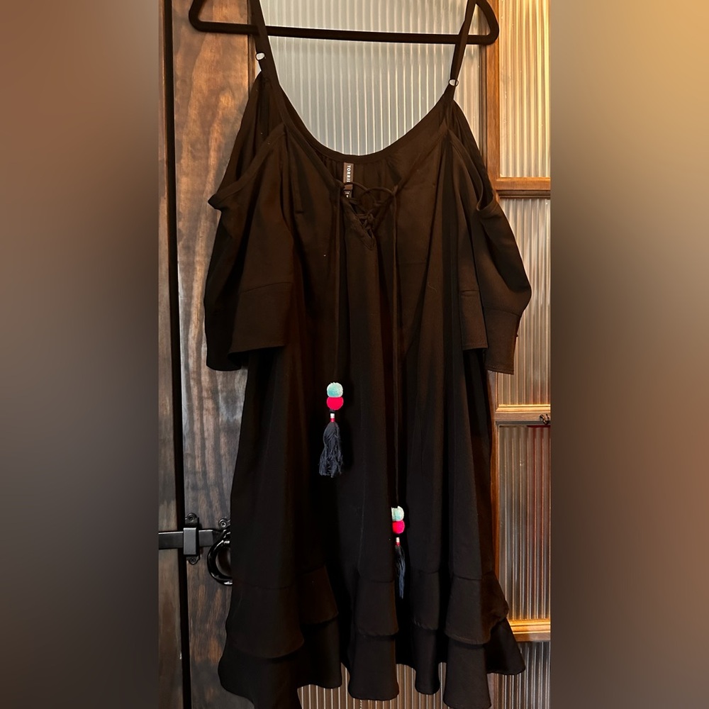 Torrid Flowy  Black Dress
